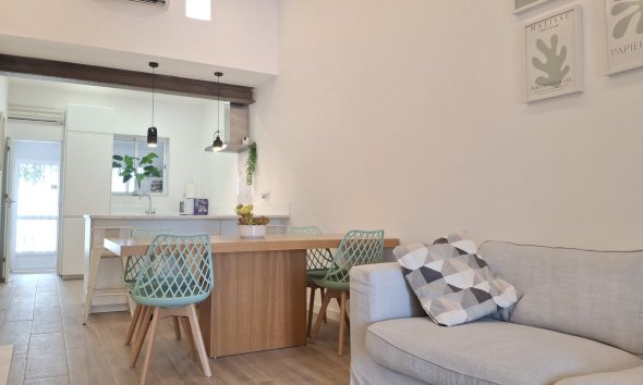 Resale - Terraced house / Townhouse - Orihuela - Playa Flamenca