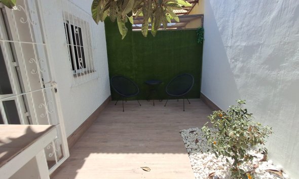 Resale - Terraced house / Townhouse - Orihuela - Playa Flamenca
