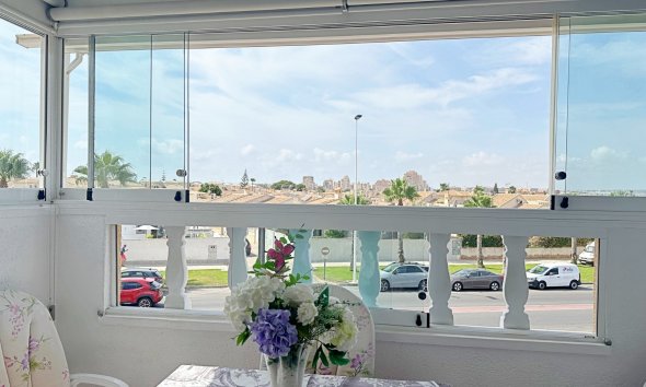Resale - Bungalow - Torrevieja - Aguas Nuevas