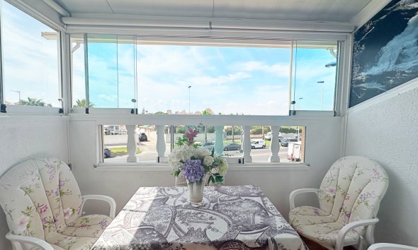 Resale - Bungalow - Torrevieja - Aguas Nuevas
