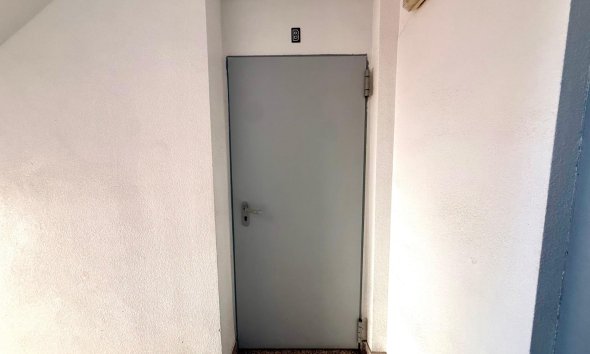 Resale - Apartment - Torrevieja - Acequion