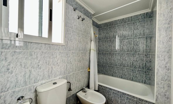 Resale - Apartment - Torrevieja