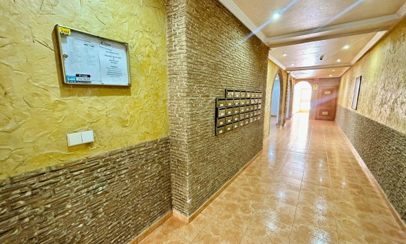 Resale - Apartment - Torrevieja