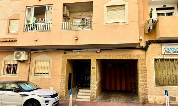 Resale - Apartment - Torrevieja