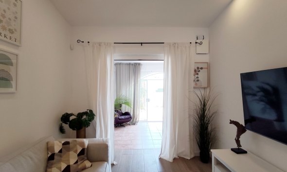 Resale - Bungalow - Orihuela Costa - Playa Flamenca