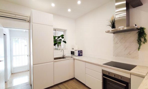 Resale - Bungalow - Orihuela Costa - Playa Flamenca