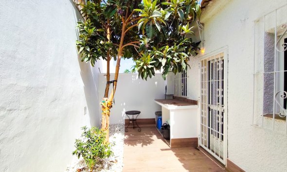Resale - Bungalow - Orihuela Costa - Playa Flamenca