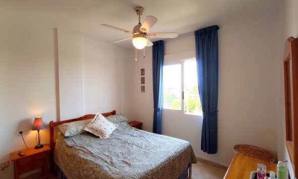 Resale - Apartment - Orihuela Costa - La Zenia