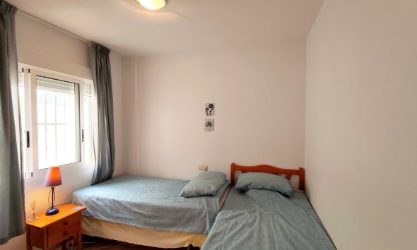 Resale - Apartment - Orihuela Costa - La Zenia