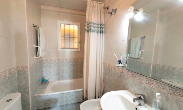 Resale - Apartment - Orihuela Costa - La Zenia
