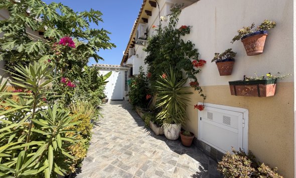 Resale - Terraced house / Townhouse - Torrevieja - Los Altos
