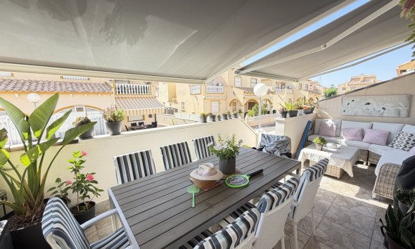 Resale - Terraced house / Townhouse - Torrevieja - Los Altos