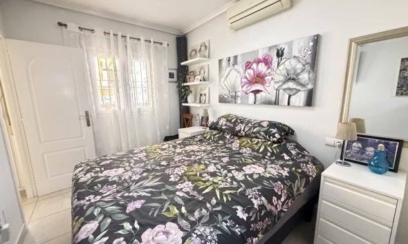 Resale - Terraced house / Townhouse - Torrevieja - Los Altos
