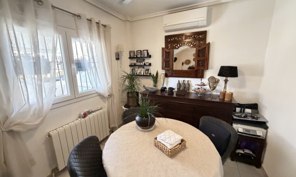 Resale - Terraced house / Townhouse - Torrevieja - Los Altos