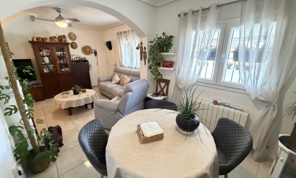Resale - Terraced house / Townhouse - Torrevieja - Los Altos