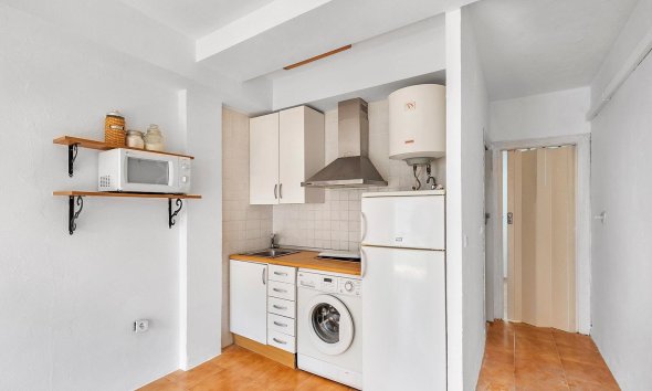 Resale - Apartment - Torrevieja - La Mata