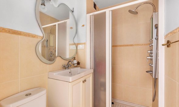 Resale - Apartment - Torrevieja - La Mata