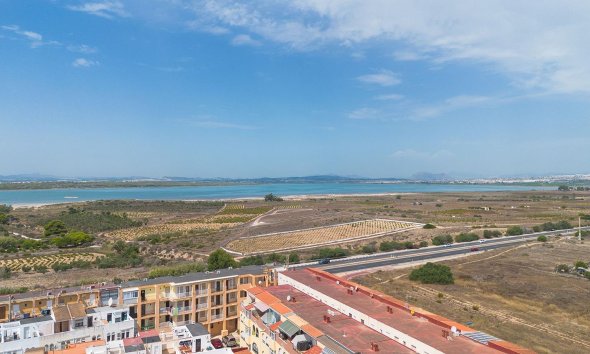 Resale - Apartment - Torrevieja - La Mata