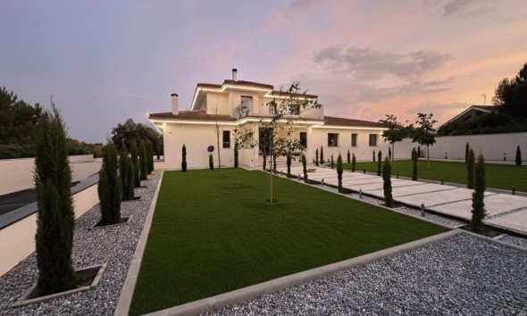 Reventa - Villa - Valdemorillo - Mojadillas - Parque de las Infantas - El Paraiso