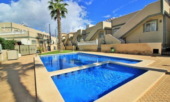 Rynek Wtórny - Apartament - Orihuela Costa - Las Violetas