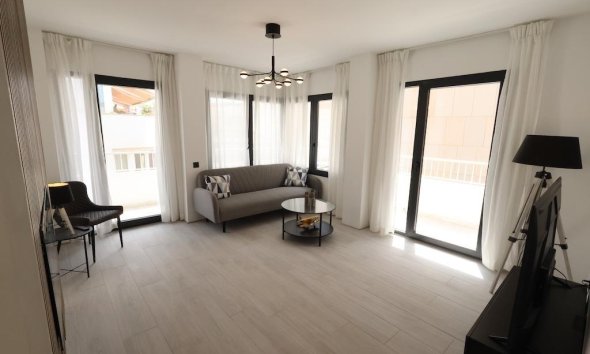 Rynek Wtórny - Apartament / Duplex - Torrevieja