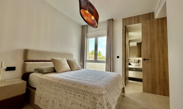 Resale - Villa / House - La Finca Golf - La Finca Golf Resort