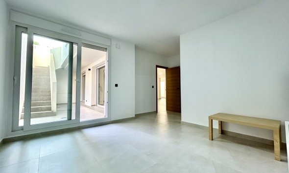 Resale - Villa / House - La Finca Golf - La Finca Golf Resort