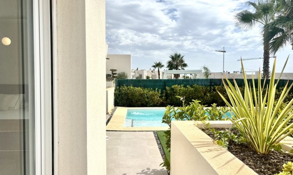 Resale - Villa / House - La Finca Golf - La Finca Golf Resort