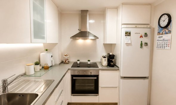 Reventa - Apartamento / Dúplex - Torrevieja