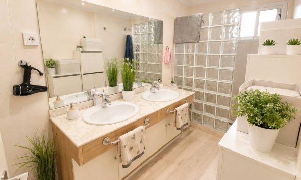 Reventa - Apartamento / Dúplex - Torrevieja