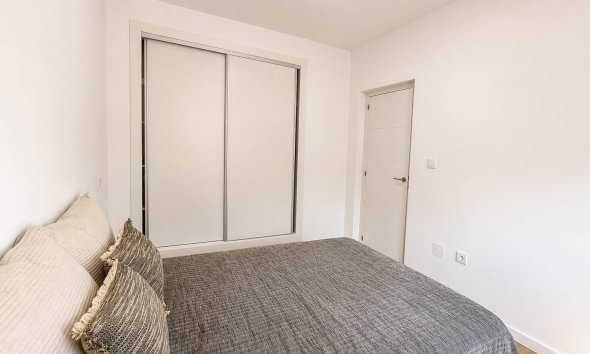 Resale - Townhouse / Terraced House - Torrevieja