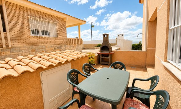 Resale - Bungalow - La Mata - La Mata, Torrevieja