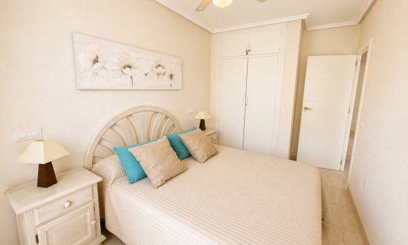 Resale - Bungalow - La Mata - La Mata, Torrevieja