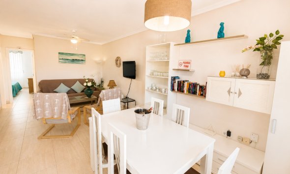 Resale - Bungalow - La Mata - La Mata, Torrevieja