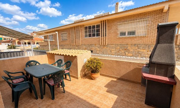 Resale - Bungalow - La Mata - La Mata, Torrevieja