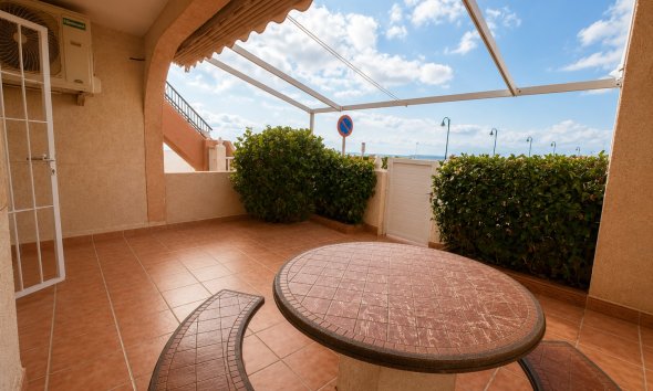 Resale - Bungalow - La Mata - La Mata, Torrevieja