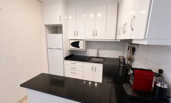 Resale - Bungalow - La Mata - La Mata, Torrevieja