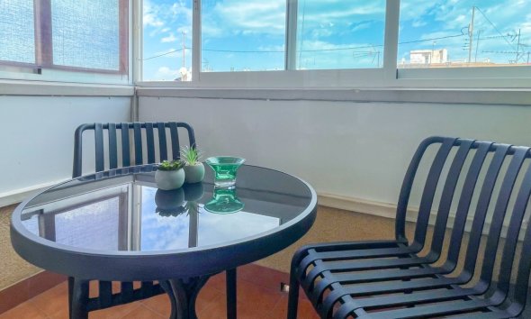 Reventa - Apartamento / Dúplex - Torrevieja