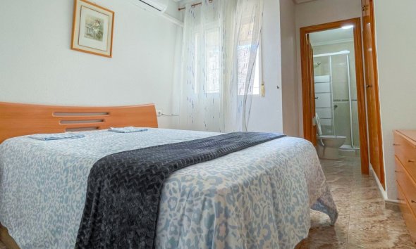 Reventa - Apartamento / Dúplex - Torrevieja