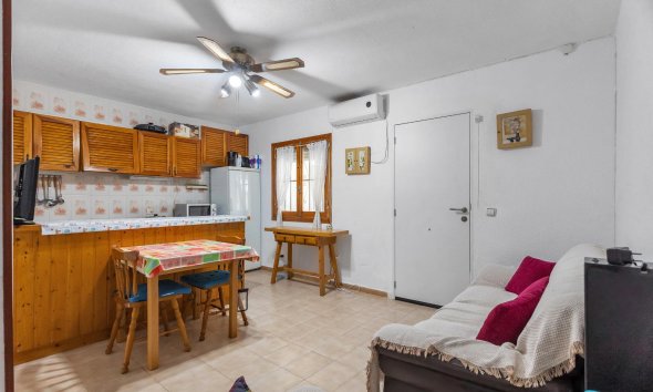 Rynek Wtórny - Bungalow / Domek parterowy - Torrevieja - Playa de los Naufragos