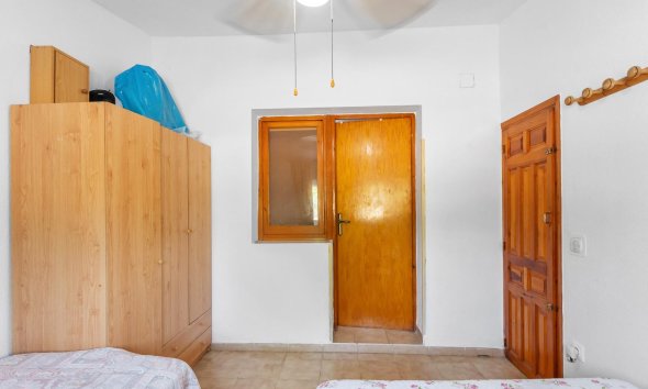 Rynek Wtórny - Bungalow / Domek parterowy - Torrevieja - Playa de los Naufragos