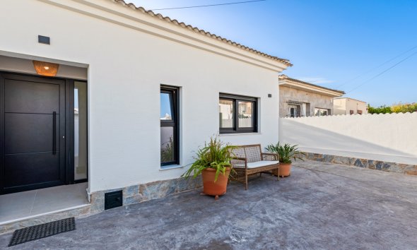 Rynek Wtórny - Willa - Torrevieja - El Chaparral