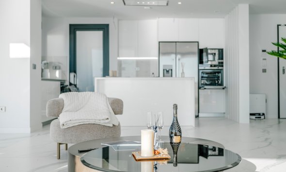 Reventa - Apartamento / Dúplex - Benidorm