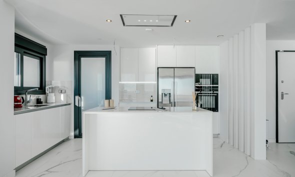 Reventa - Apartamento / Dúplex - Benidorm