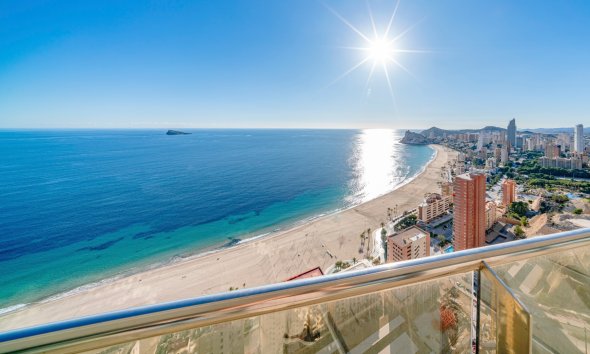 Reventa - Apartamento / Dúplex - Benidorm