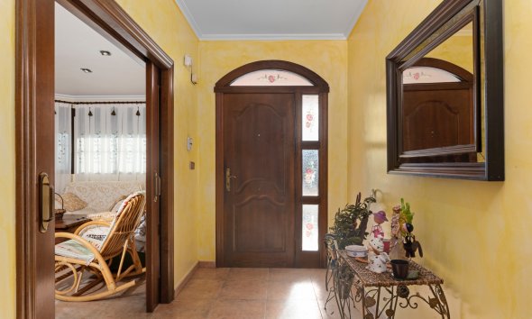 Resale - Farm Estate / Country Property - Beniel - Carretera de Beniel