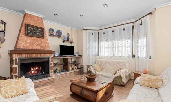 Resale - Farm Estate / Country Property - Beniel - Carretera de Beniel