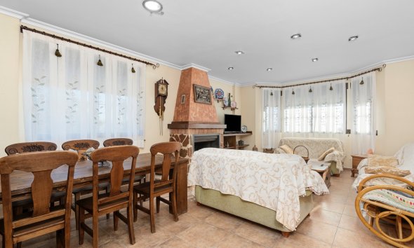 Resale - Farm Estate / Country Property - Beniel - Carretera de Beniel