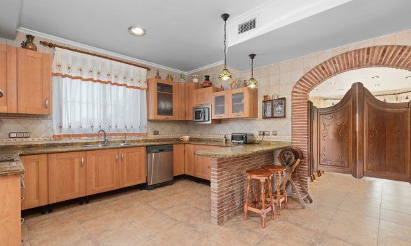 Resale - Farm Estate / Country Property - Beniel - Carretera de Beniel