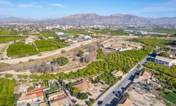 Resale - Farm Estate / Country Property - Beniel - Carretera de Beniel